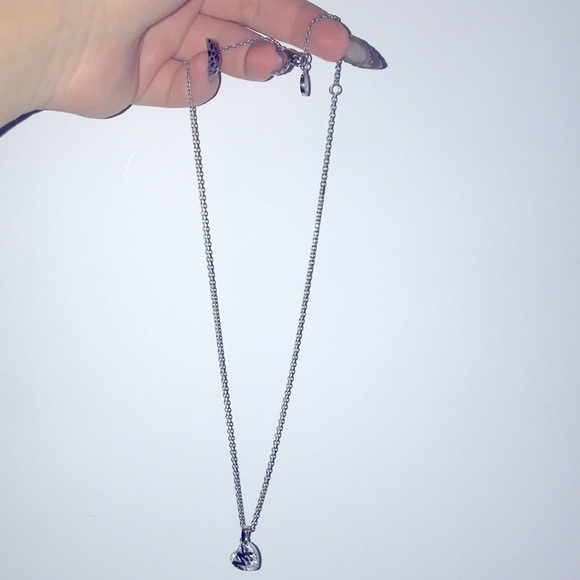 Authentic Michael kors necklace - Picture 8 of 11